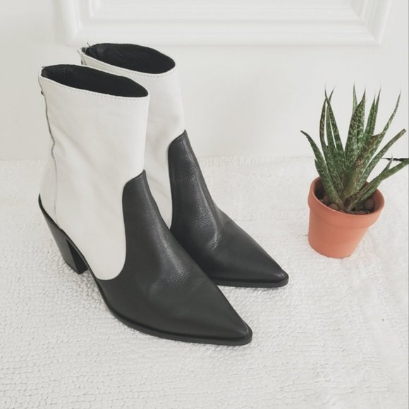 L'INTERVALLE Limited Edition Colour Block Leather Western Cowboy Ankle Boots - Picture 8 of 16